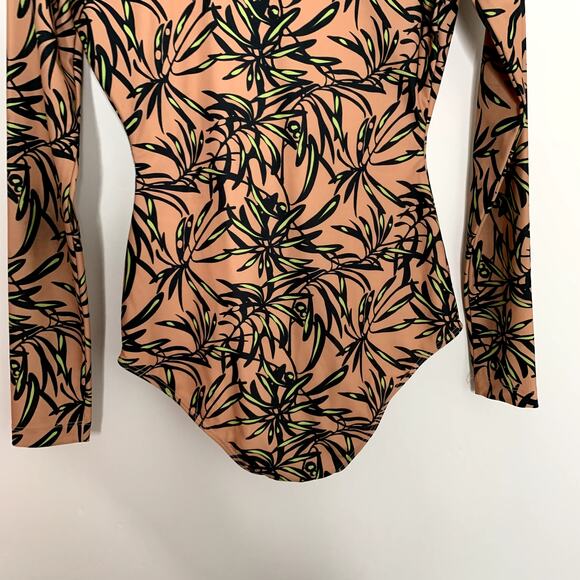 SEEA Solanas Surf Suit SwimSuit One Piece Swim Womens Womens Medium - Picture 8 of 12